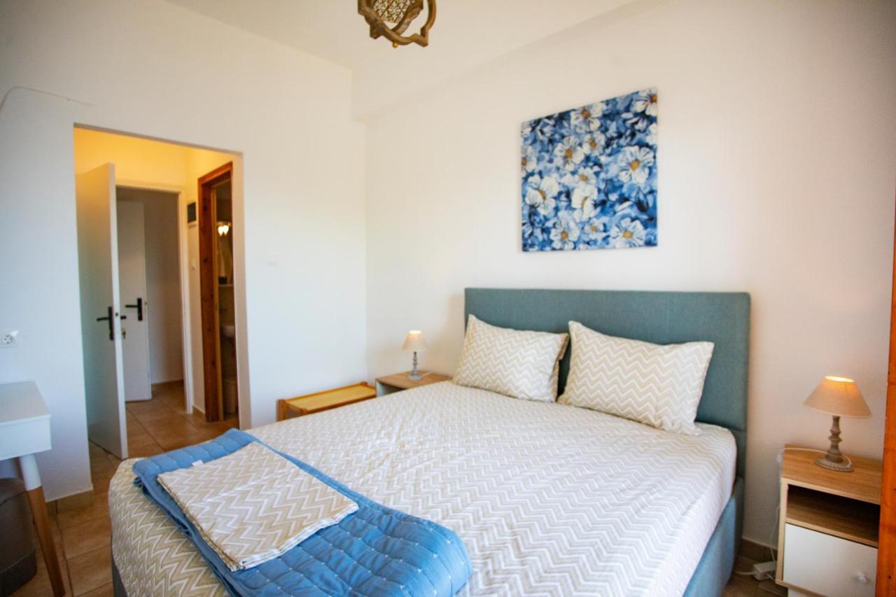 Notos Sea Front Apartment Glossa Exterior foto